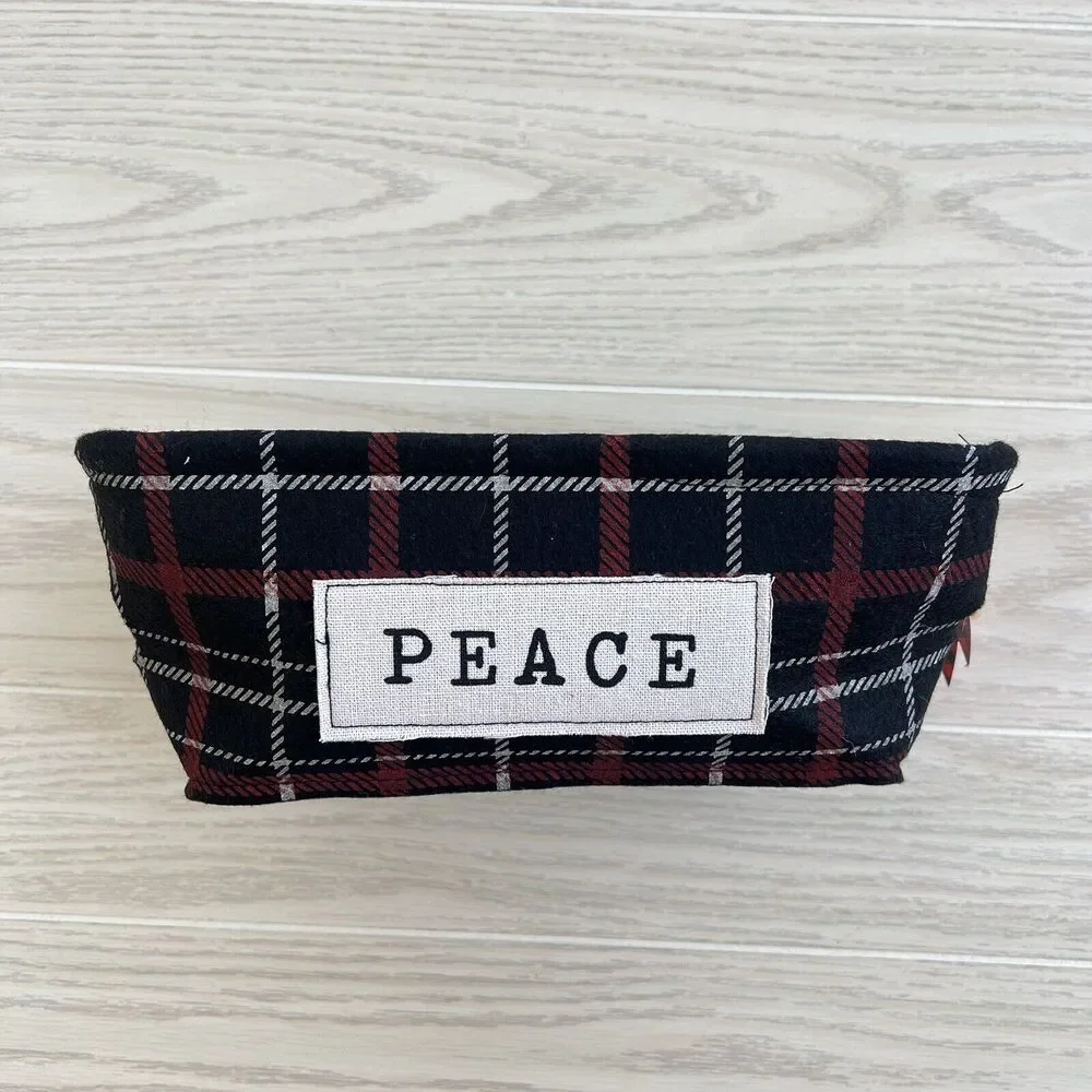 Gray Oak Studio Happy Holiday Black Plaid Handle Fabric Basic